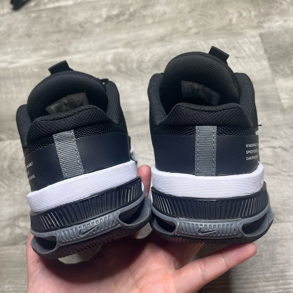 Nike Metcon 8 Workout Gym Shoes. Great condition, too small for my wide feet. - Picture 5 of 11